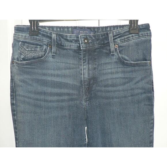 Levi s Women's Demi Curve Classic Boot Cut Blue Jeans Size 10 - Picture 2 of 4